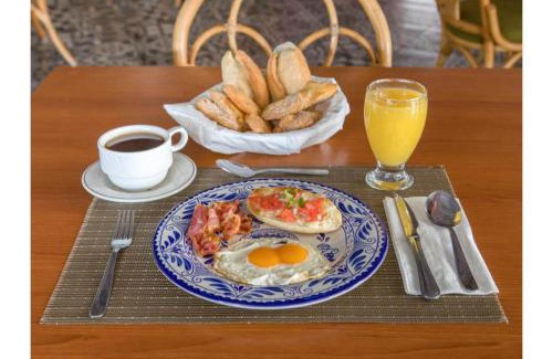 Celaya Hotel | Capital O Gran Hotel Campestre