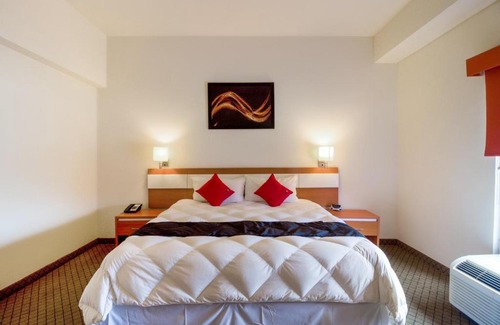 Piedras Negras Hotel | Capital O Hotel Herederos, Piedras Negras