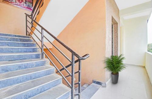 Vanasthalipuram Hotel | Capital O Ragas Inn
