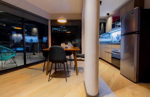 Escandon Apartment | Capitalia | Vibrant Skyline Stay