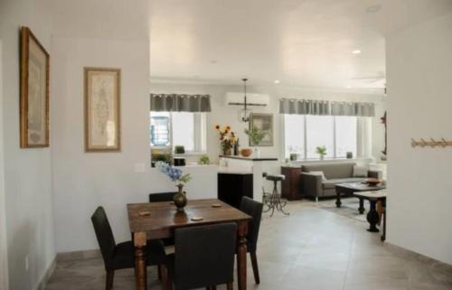 Playas de Rosarito Resort | Capitan Boutique Resort