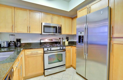 Aurora Highlands Apartment | Capitol Comfort Retreat