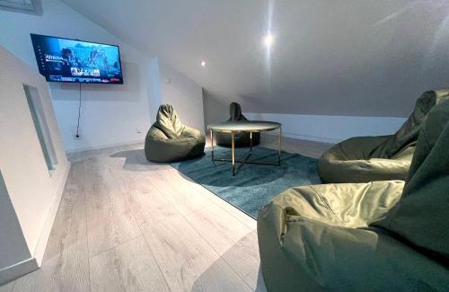 Valenciennes Apartment | Capstay la Rhonelle - Netflix - 2 chambres - Cuisine