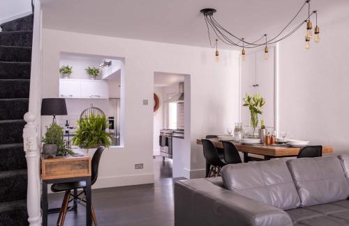 New Forest District House | Captain's Keep