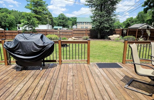 Dickerson Run House | Captain's Quarters - A little slice of heaven at the Hideaway Haven Vacation Rental.