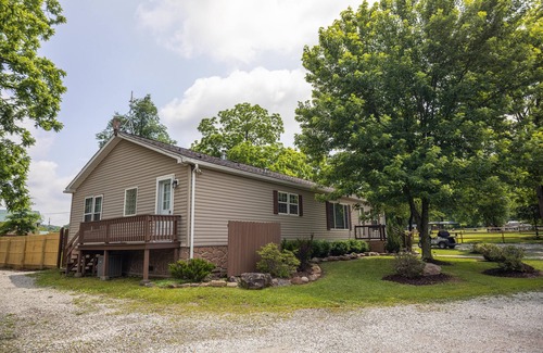 Dickerson Run House | Captain's Quarters - A little slice of heaven at the Hideaway Haven Vacation Rental.