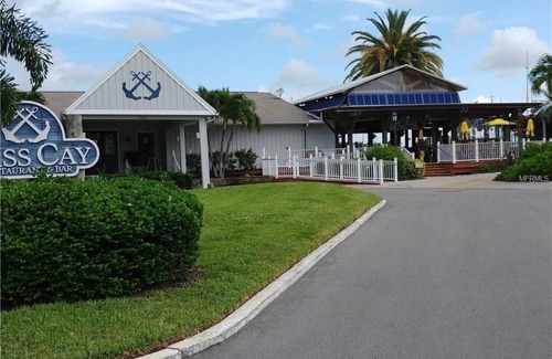 Burnt Store Marina Condo | Captain's Quarters- Burnt Store Marina- bring your power or sail boats!