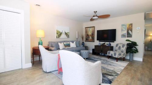 Village Green House | Captains Quarters