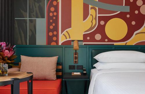 Haymarket Hotel | Caption By Hyatt Central Sydney