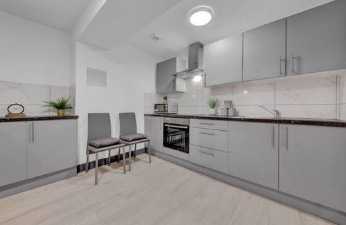 London Borough of Hounslow Apartment | Captivating 1-bed Studio in Feltham