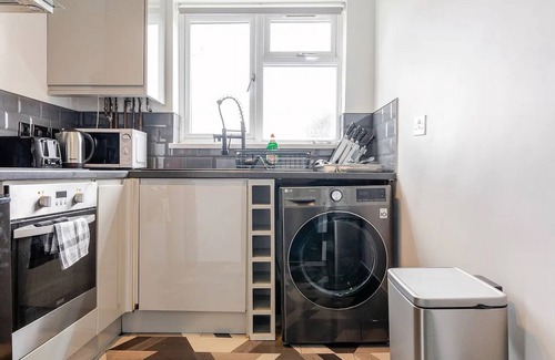 Moseley Apartment | Captivating 2-Bed Apartment in Birmingham