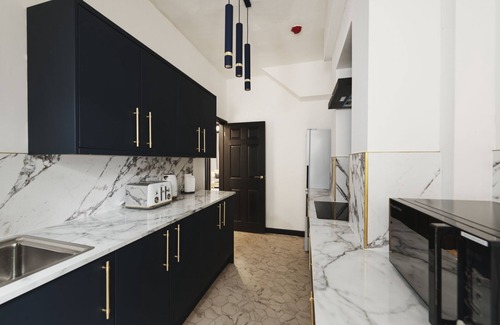 Liverpool Apartment | Captivating 2-bed Apartment in Liverpool