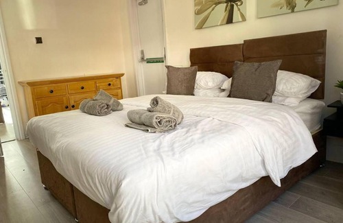 Newport Apartment | Captivating 2-Bed Apartment in Newport