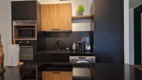 Les Berges du Lac Apartment | Captivating 2-Bed Apartment in Tunis