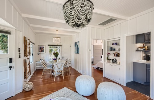 Village of La Jolla Cottage | Captivating Cottage at the Cove