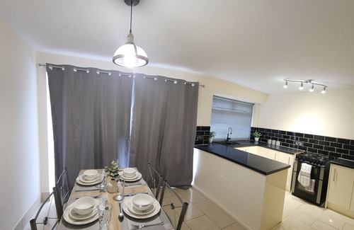 Newcastle-upon-Tyne House | Captivating 3-bed House in Newcastle Upon Tyne