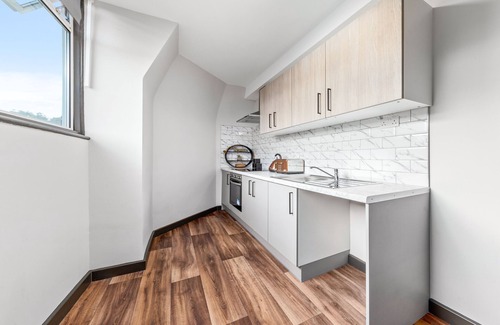 Crystal Palace Apartment | Captivating Serviced Room Sydenham London Se26