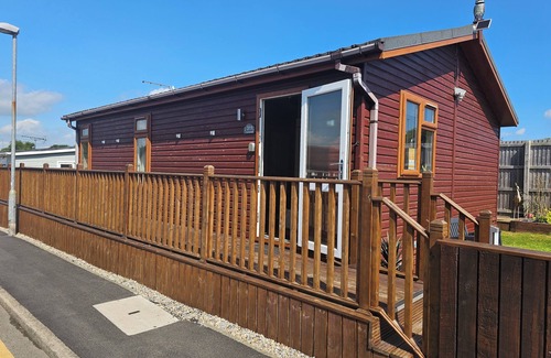 Bridlington House | Captivatingly Stunning 2-bed Cabin in Bridlington
