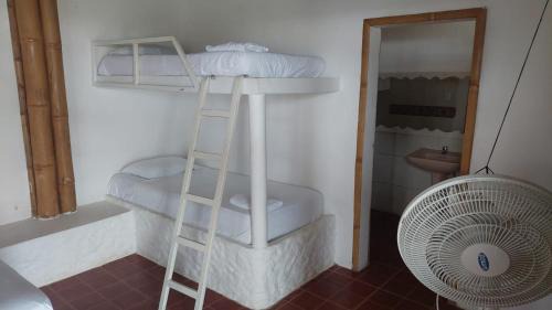Tonsupa House | Caramba Hospedaje
