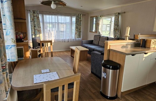 Borth Resort | Caravan 4 - Cambrian Coast Caravan Park