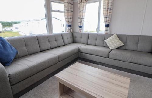 Towyn House | Caravan B8