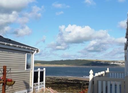 Porthcawl Resort | Caravan by the sea Trecco Bay