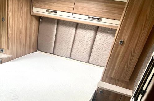 New Quay Resort | Caravan hire at New Quay