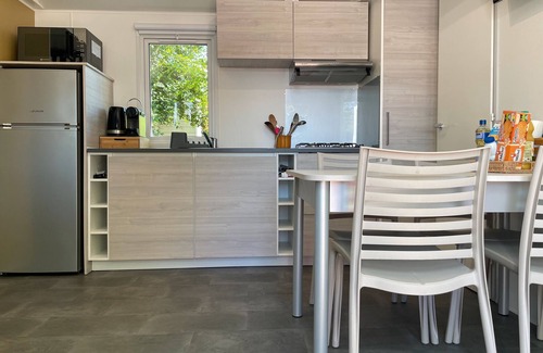Thonon-les-Bains RV Rental | Caravan 'Les Bord Du Lac Leman' with Lake View, Shared Terrace and Private Garden