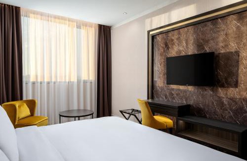 Samorin Hotel | Card Hotel