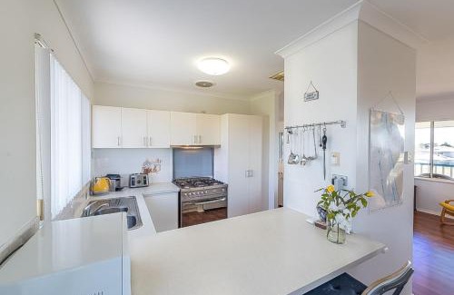 Seabird House | Cardawarrah- Family Friendly Home
