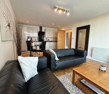 Cardiff City Centre Apartment | Cardiff City Center - with FREE Parking