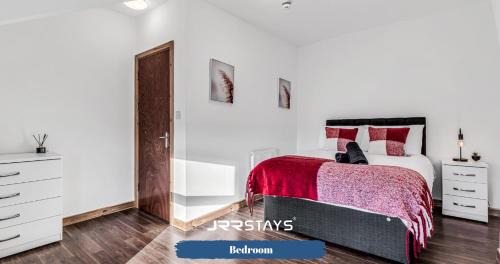 Riverside Apartment | Cardiff - Quirky 1 Bedroom, Sleeps 3, Wi-Fi - JRR Stays