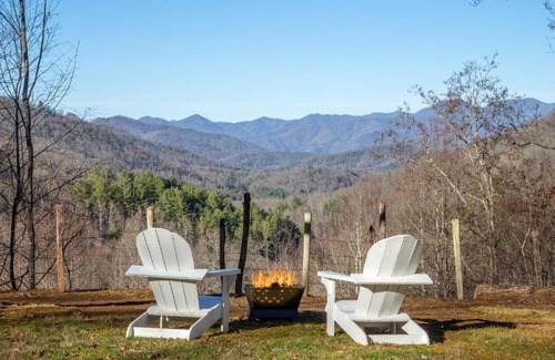 Sylva House | Cardinal's Nest