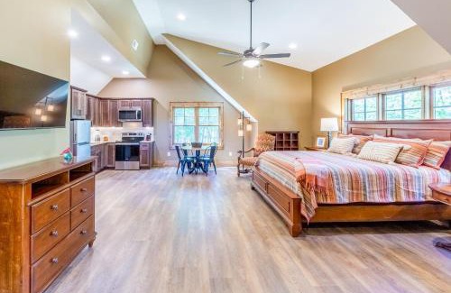 Glenville Apartment | Cardinals Crest
