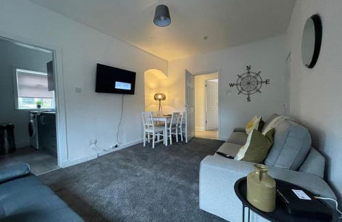 Glasgow House | Cardonald House