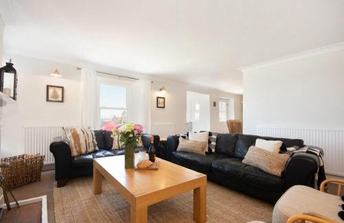 Craster House | Cargoes