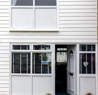 Pembroke House | Cariad Beach House