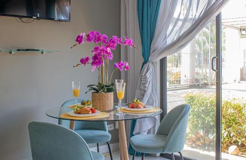 Heredia Apartment | Cariari Flats Apt# 1 - 3BDRM - Lago Stays - Laura Gonzalez