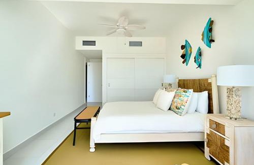 Juan Dolio - El Pueblo Apartment | Caribbean Life Paradise,1BDRM & BBQ Beachfront Apt