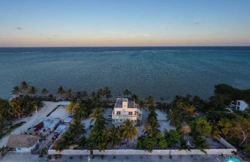 Xcalak Apartment | Caribbean Casa Blanca
