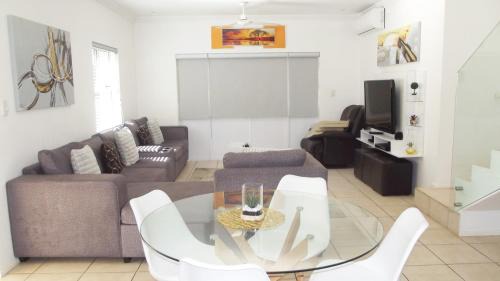 Port Edward Villa | Caribbean Estates 41 28