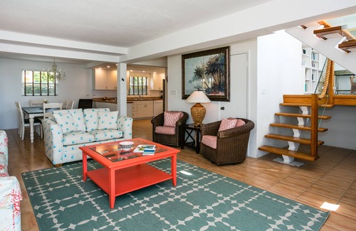 South Sound Villa | Caribbean Paradise – Beachfront Villa South Sound Beauty and Resort Amenities