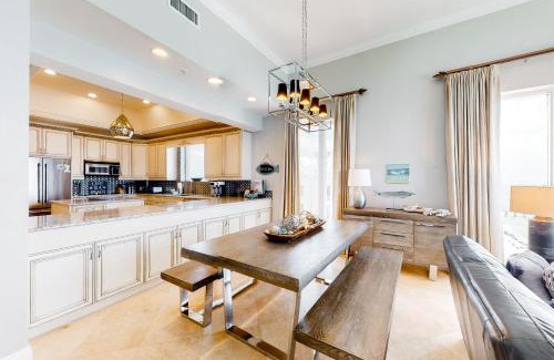 Navarre Beach Apartment | Caribbean Resort 1801 - Penthouse