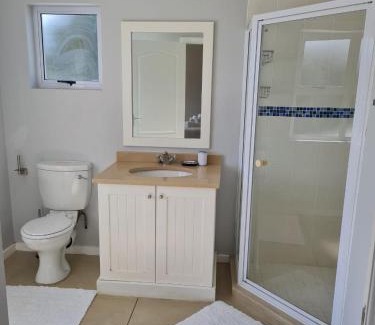 Port Edward House | Caribbeans Estates 76/34