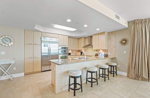 Orange Beach East Condo | Caribe Resort by Hosteeva