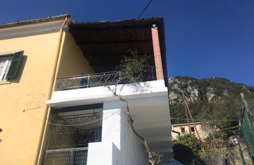 Ano Korakiana House | Carl's Veranda