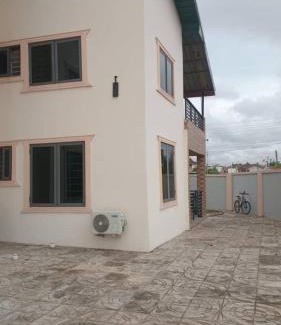 Teshie House | CARL's VILLA