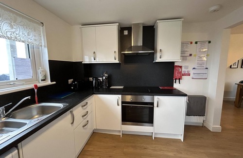Macduff House | Carleys House Macduff Business Travellers