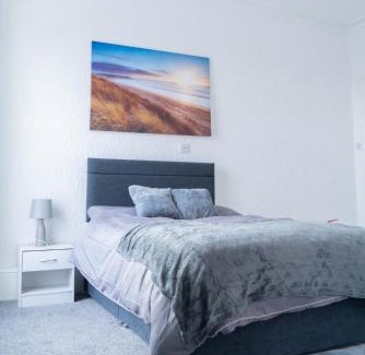 Carlisle House | Carlisle Comfort Terrace