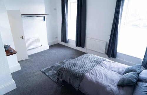 Carlisle House | Carlisle Comfort Terrace
